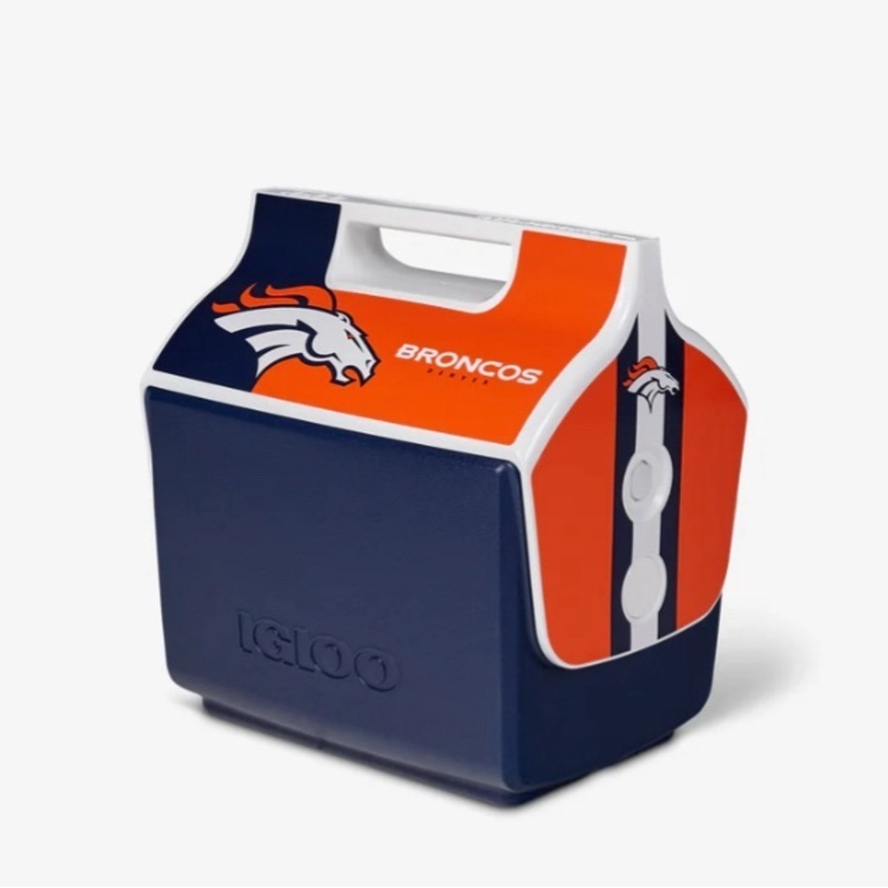 Igloo x NFL Denver Broncos Cooler Playmate 7 Quarts 9 Can Capacity